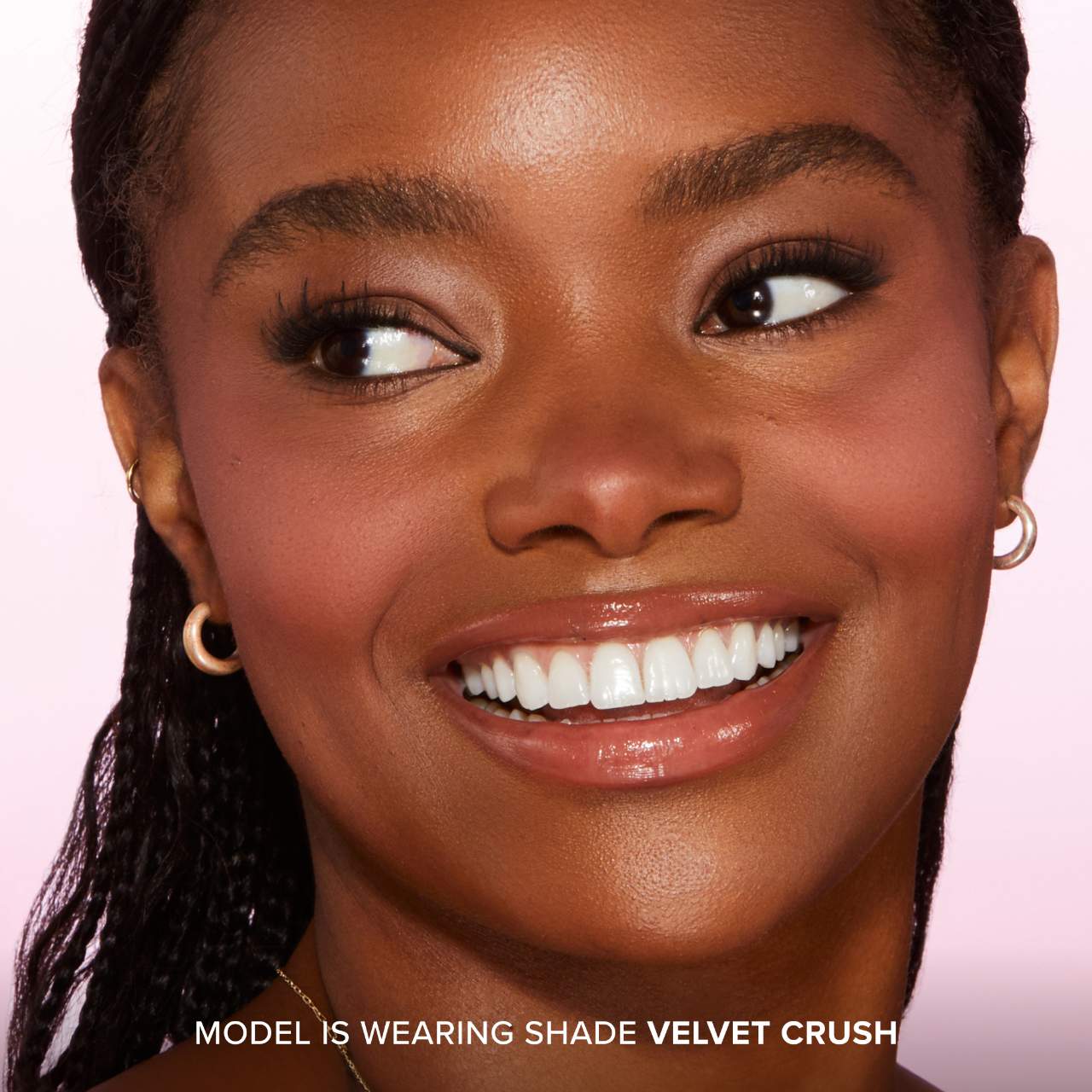 Too Faced Cloud Crush Blurring Powder Blush.