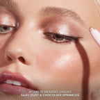 Too Faced Quickie Queen Sombra En Crema Stick Multiusos.